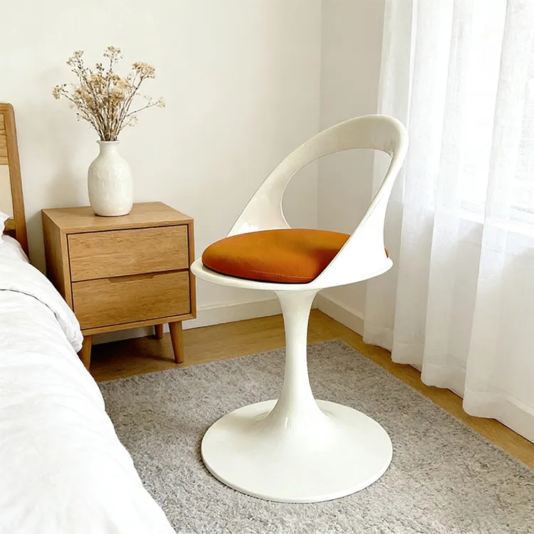 Moderni Tulip Cutout FRP poilsio kėdė